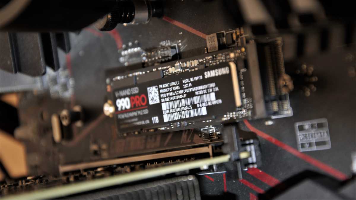 Samsung 990 Pro 1TB on MSI Motherboard