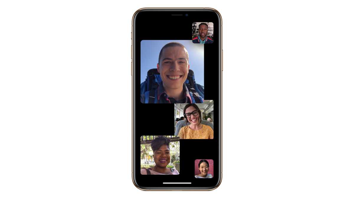 Group FaceTime on an iPhone