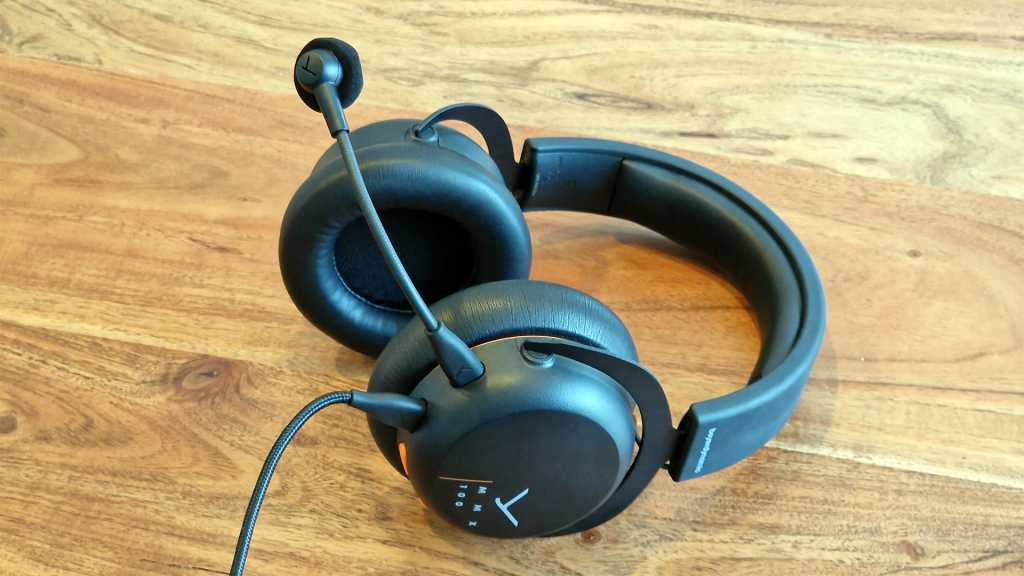 Image: Beyerdynamic MMX 100: BodenstÃ¤ndiges Gaming-Headset im Test