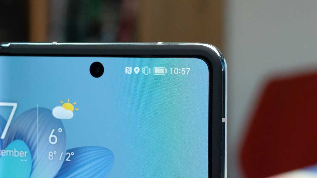 La cámara selfie en la pantalla interior del Honor Magic Vs