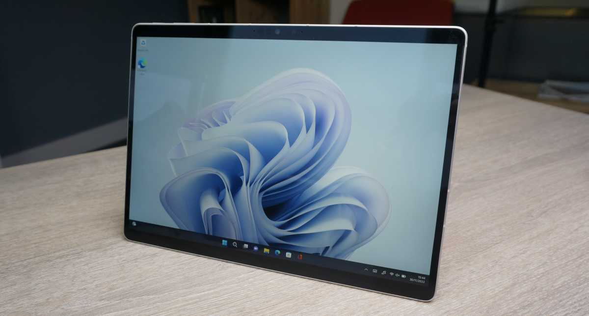 Microsoft Surface Pro 9 - screen