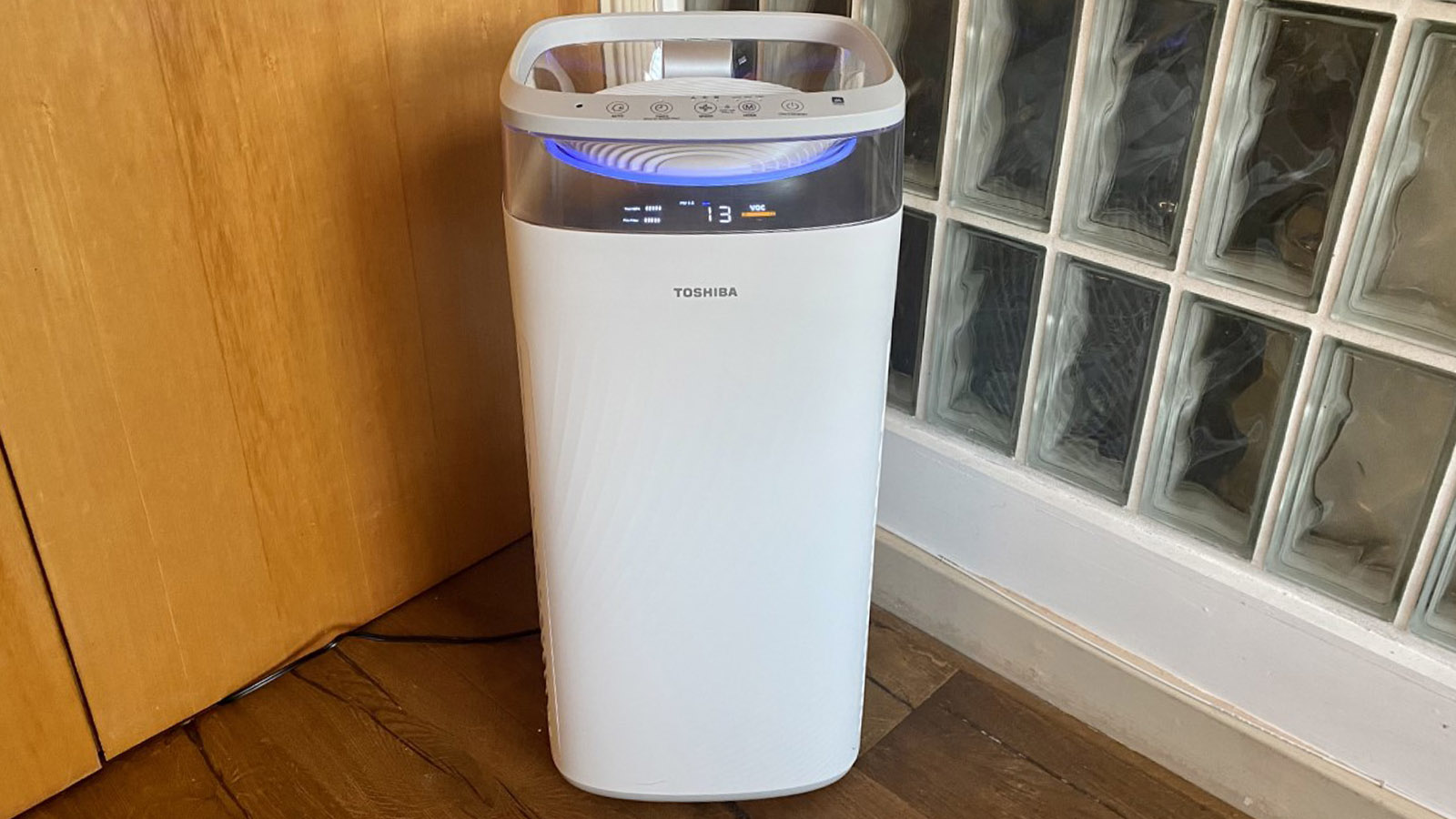  Toshiba H13 True HEPA Air Purifier CAF-Z85US(W) - Best display