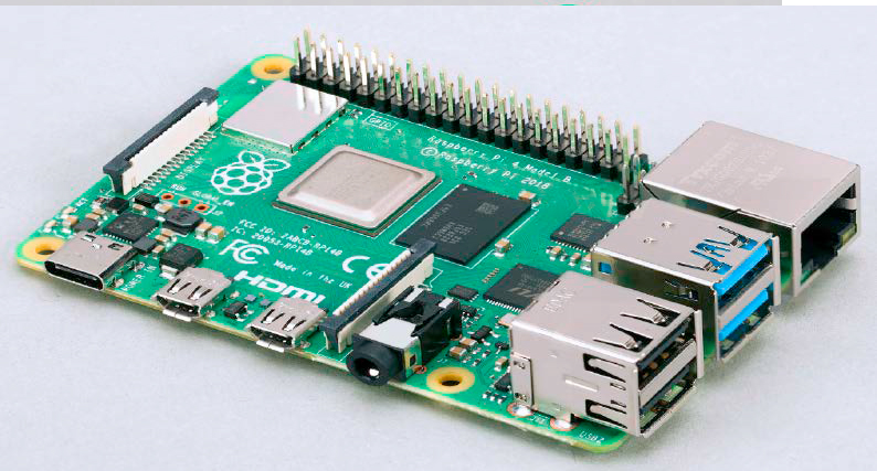 Langer Weg zur aktuellen und vierten Generation: Der Raspberry Pi 4 liefert genügend Rechenpower und schnelle Schnittstellen für Serveranwendungen.