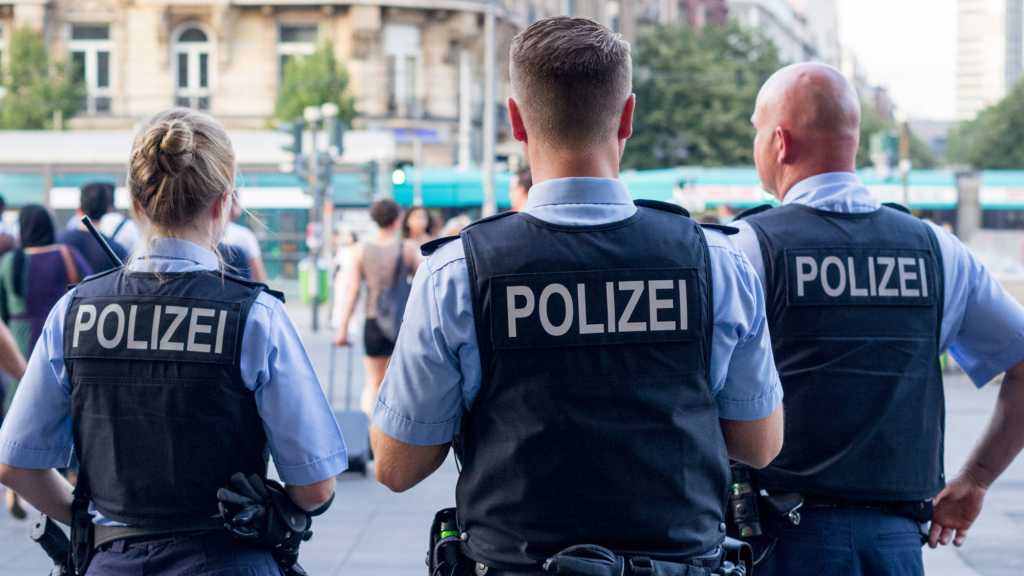 Image: Gefahr durch falsche Polizisten: So funktioniert die neue Bedrohung