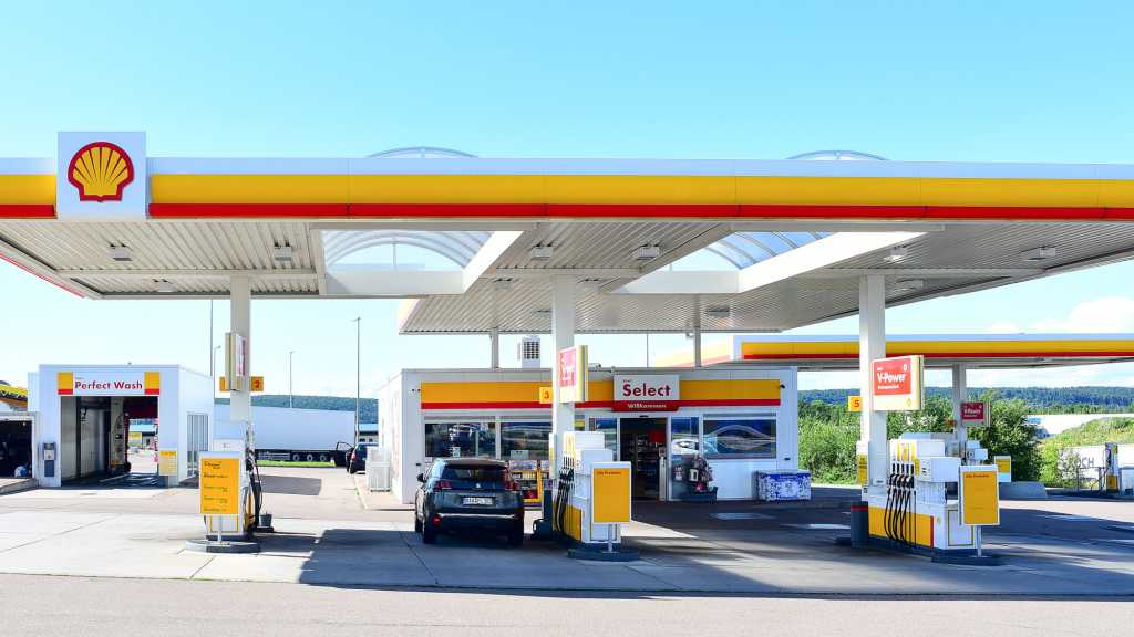 Image: Lidl: Jetzt Geld sparen beim Tanken â und so tanken Sie dauerhaft gÃ¼nstiger
