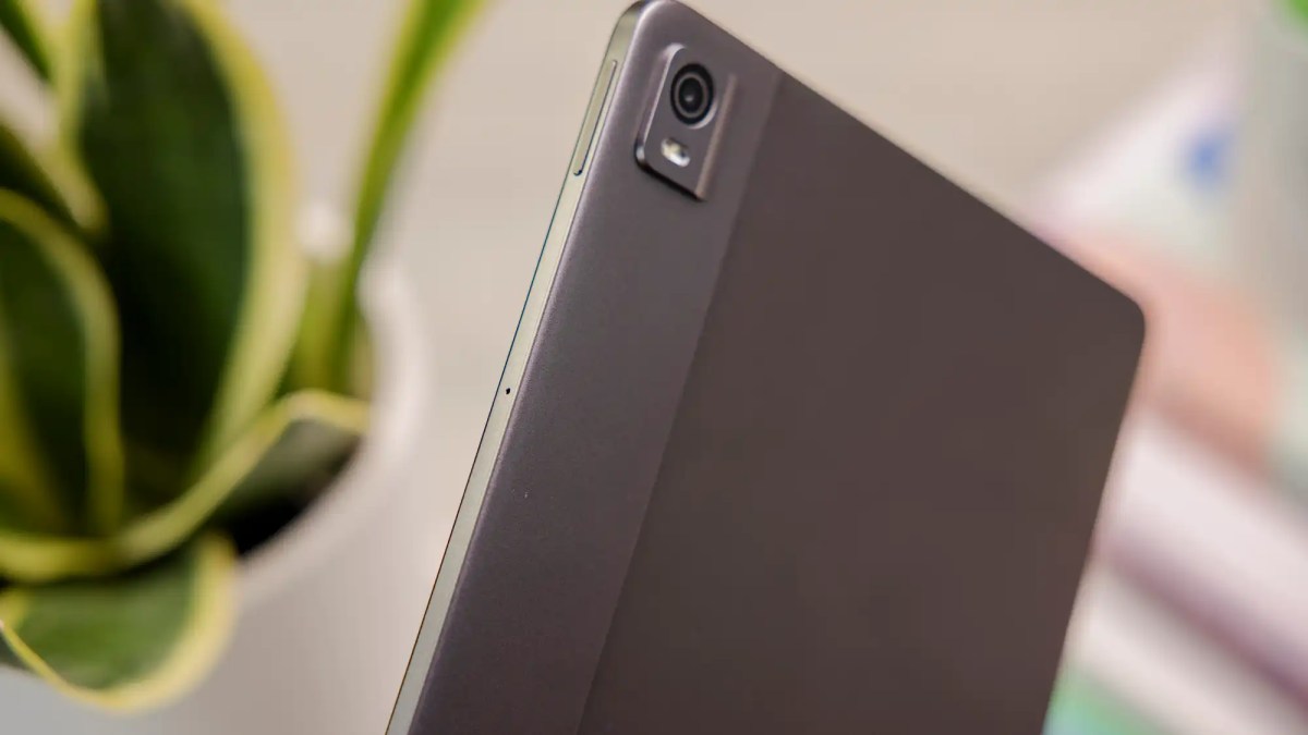 Lateral de la tablet Nokia T21