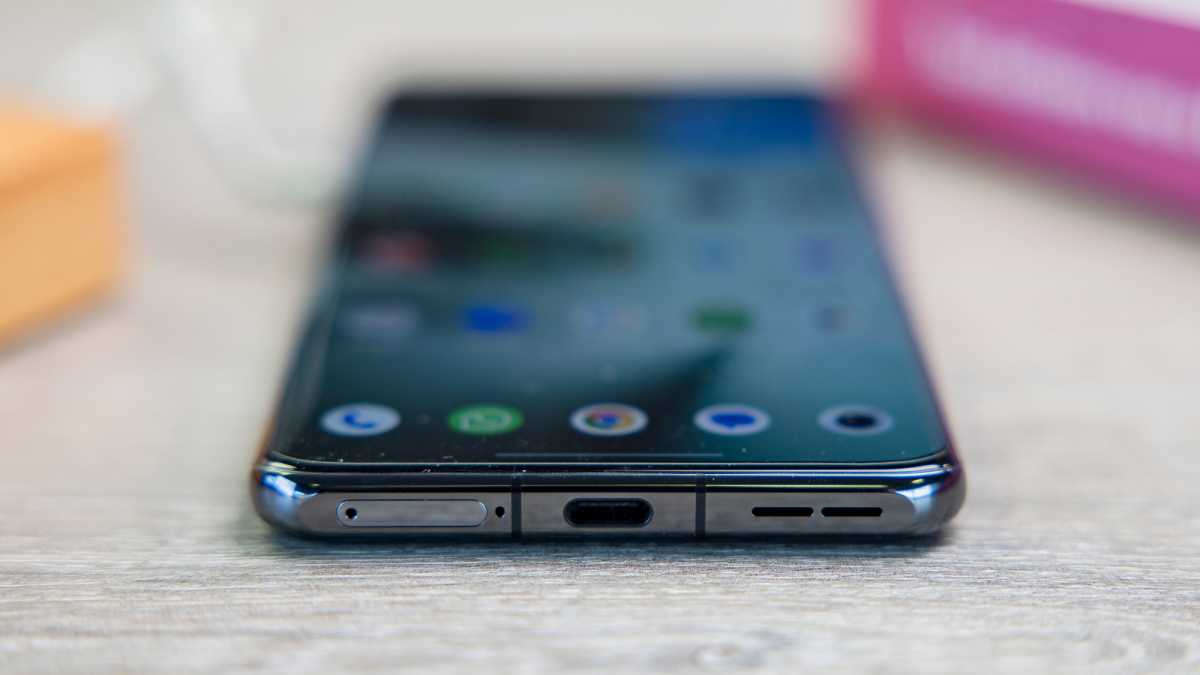 OnePlus 11_USB C