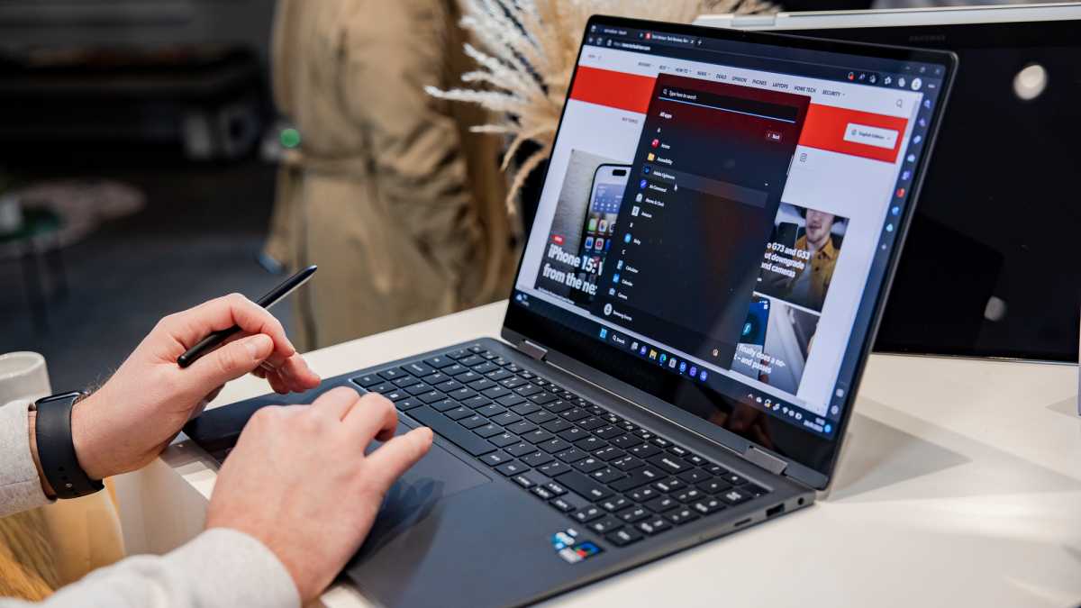 Samsung Galaxy Book 3 360 OS