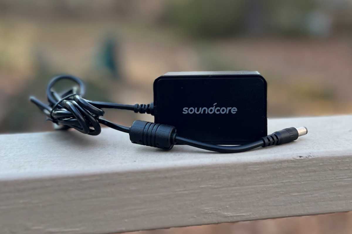 Soundcore Rave Party 2 power supply