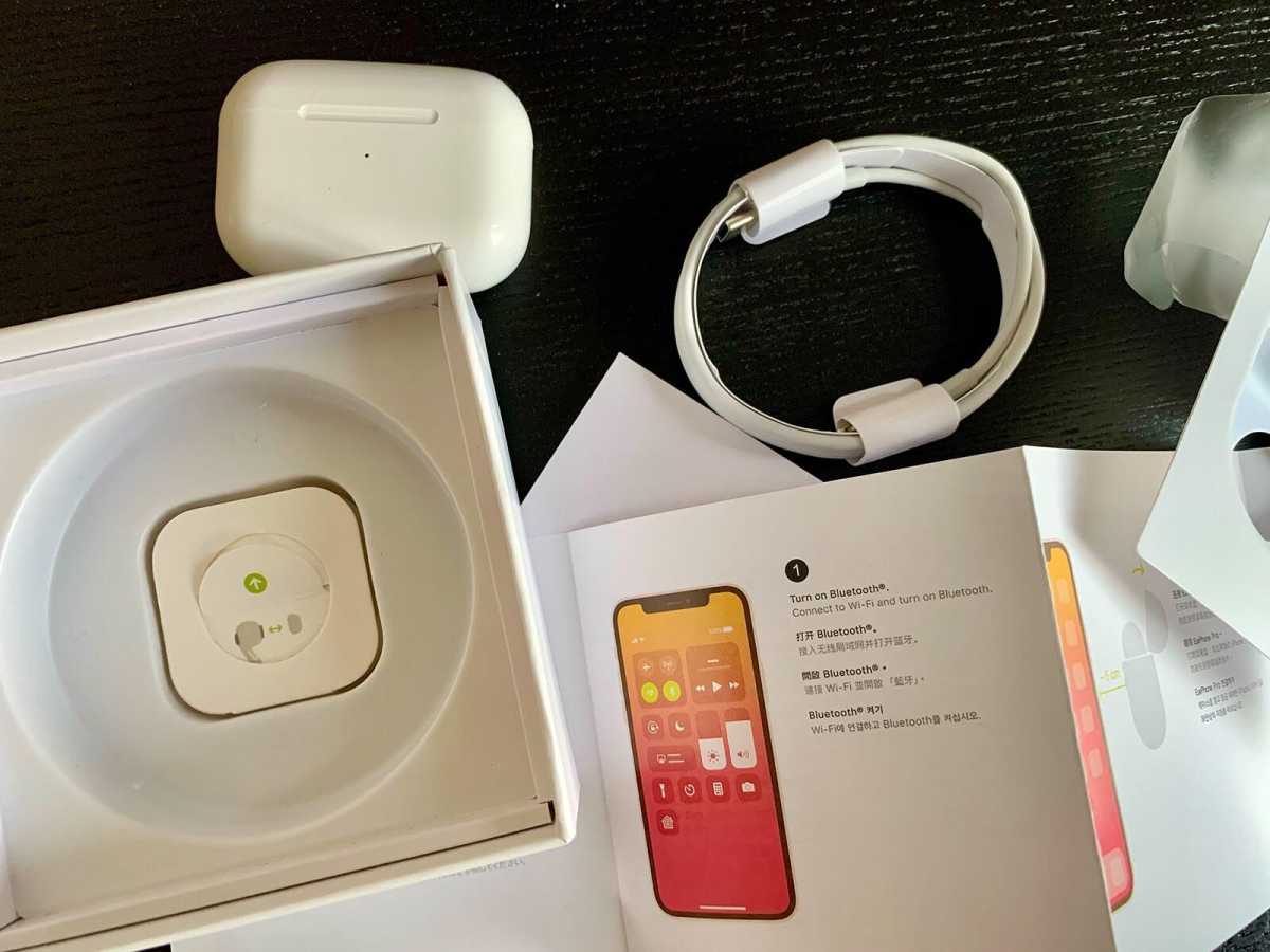 Fake AirPods in the box