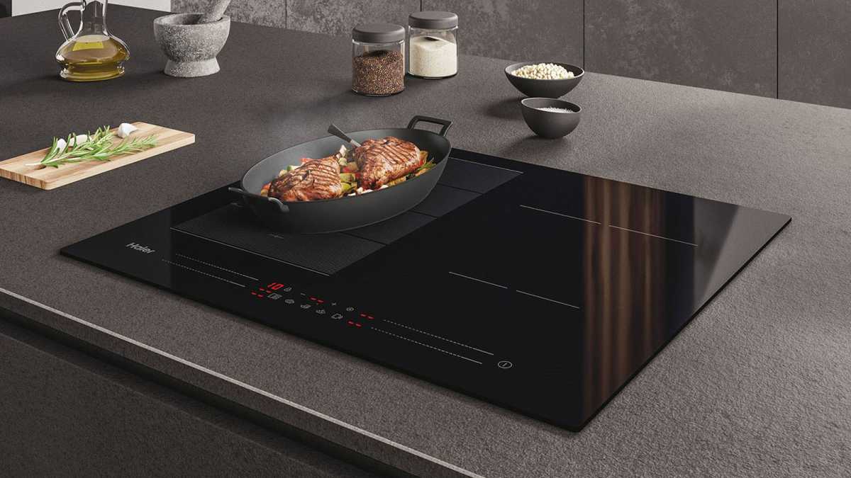 Induction hob with food cooking