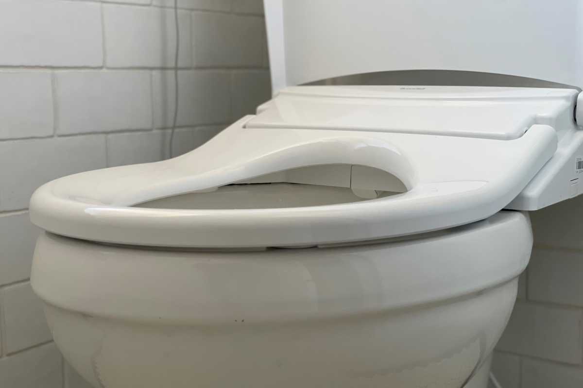 Brondell Swash CL2200