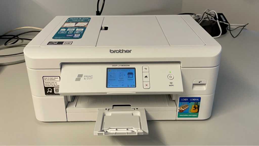 Image: Brother DCP-J1800DW im Test: Multifunktions-Drucker mit Schneide-Funktion
