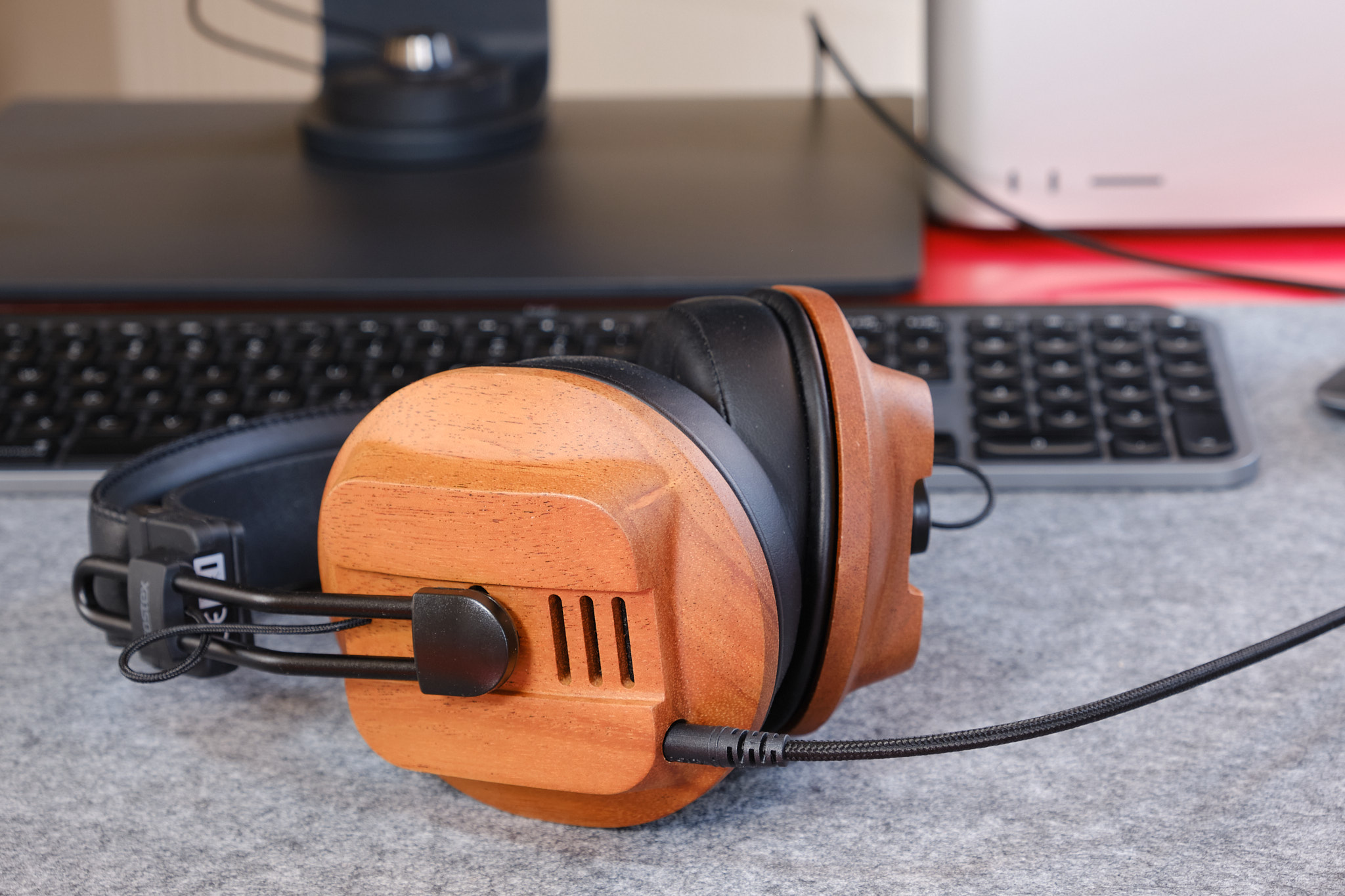Fostex T60RP – Studiokopfhörer im edlen Mahagoni Kleid