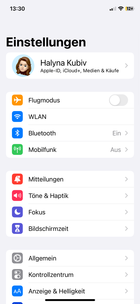 In den Einstellungen-App kann man "Mein iPhone suchen" über Apple-ID-Einstellungen abschalten.