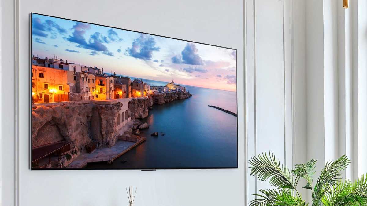 LG G3 OLED TV on wall