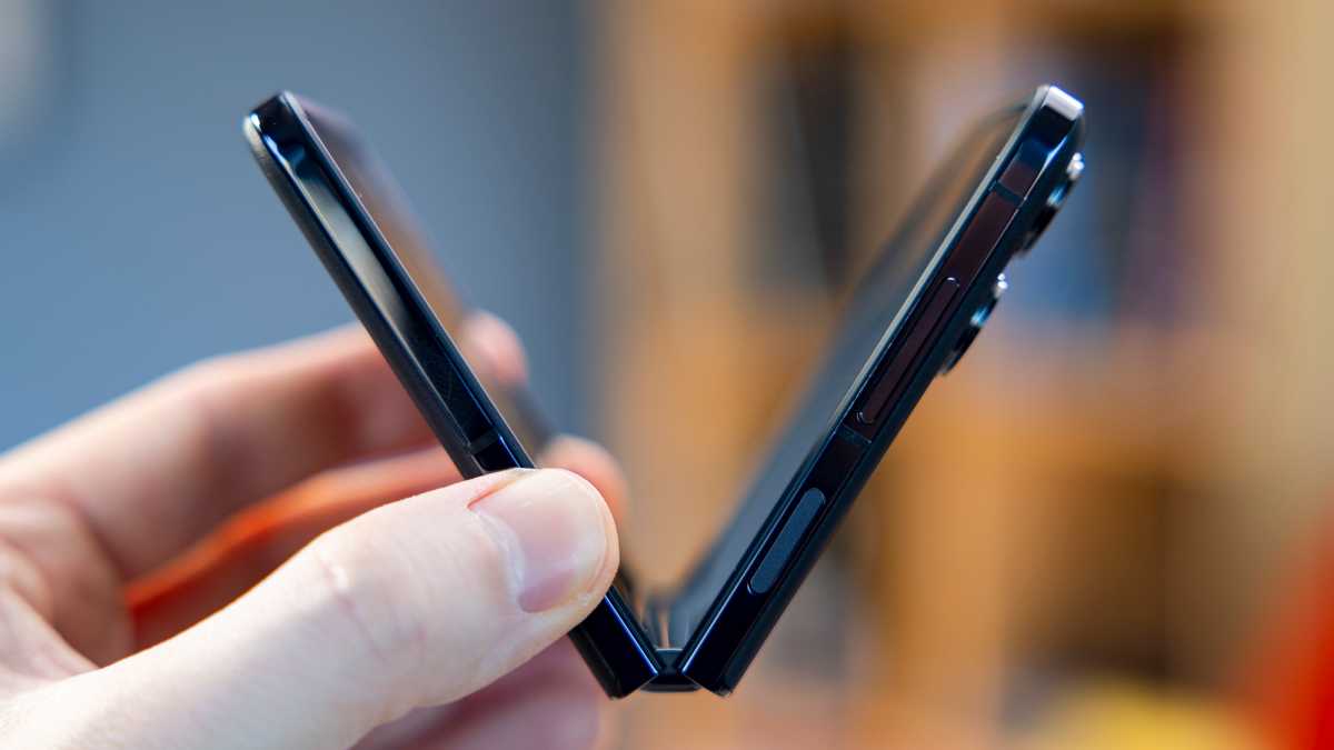 Oppo enters the Global Foldable race with the Find N2 Flip - MobileTechTalk