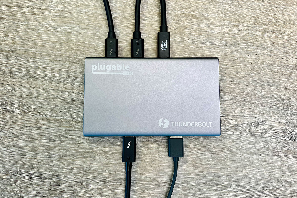 Plugable USB4 and Thunderbolt 4 Hub (USB4-HUB3A) - Slimmest TB4 hub