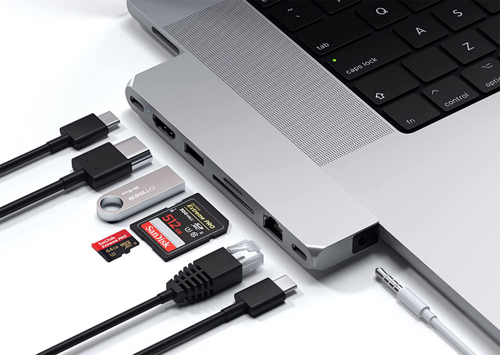 Satechi Pro Hub Max Adapter - Best 40Gbps USB4 hub for Mac