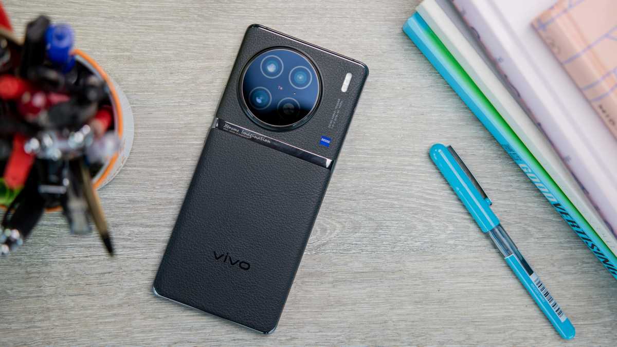 Vivo X90 Pro back