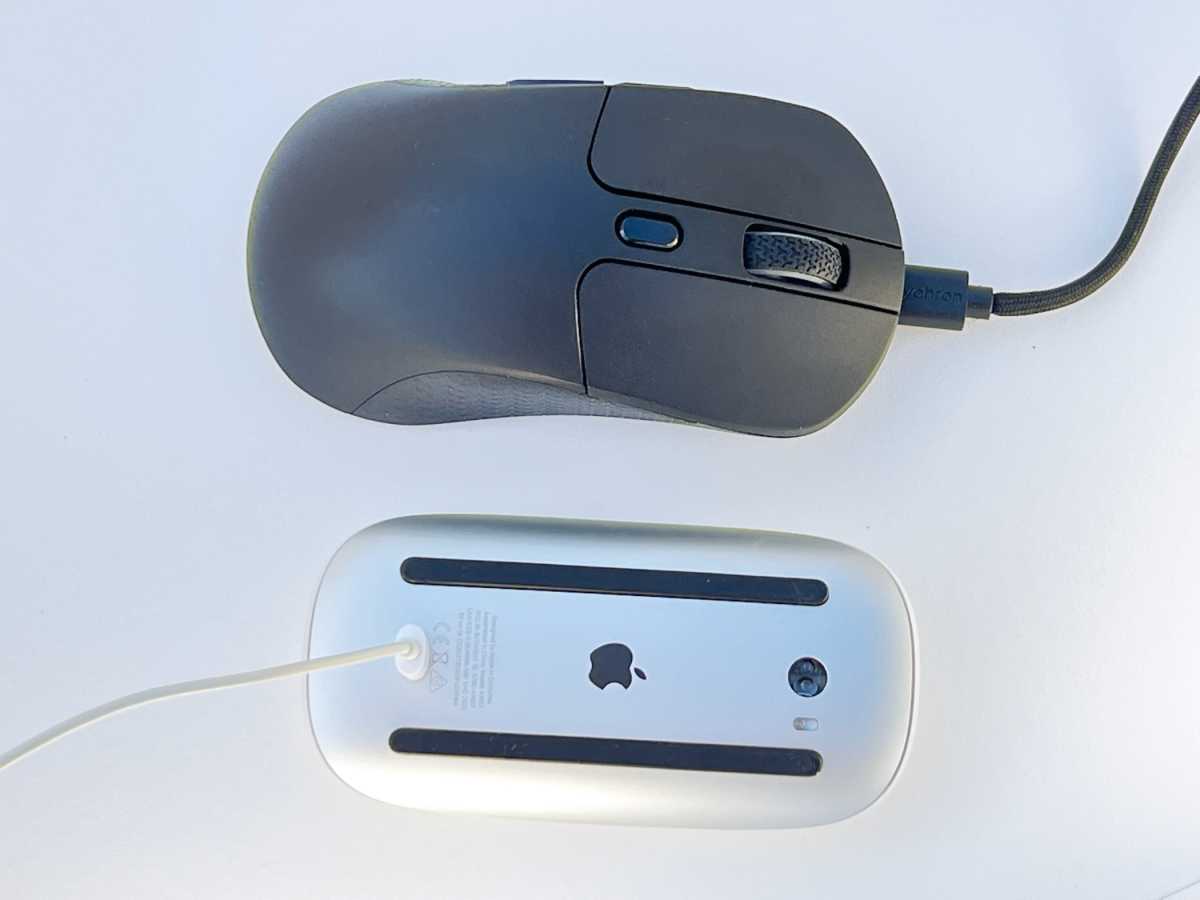 Charging the M3 mouse