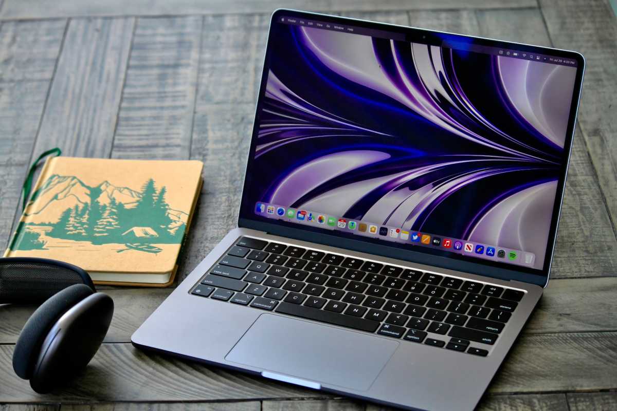 MacBook Air M2 2022