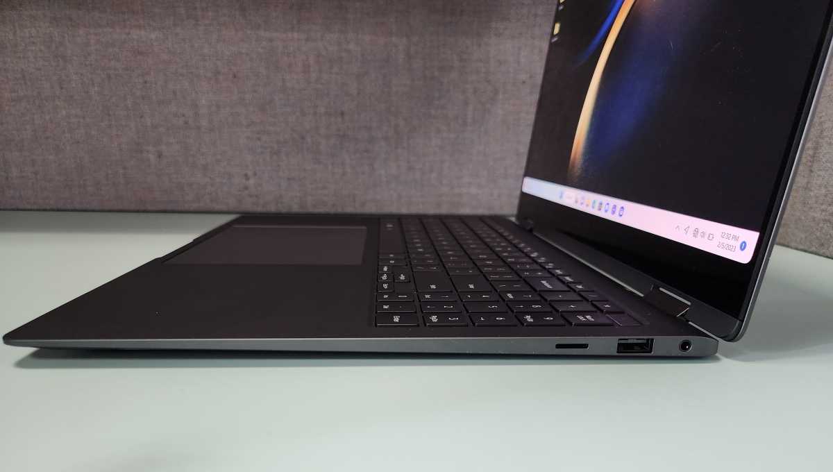 Samsung Galaxy Book3 Pro 360 right side