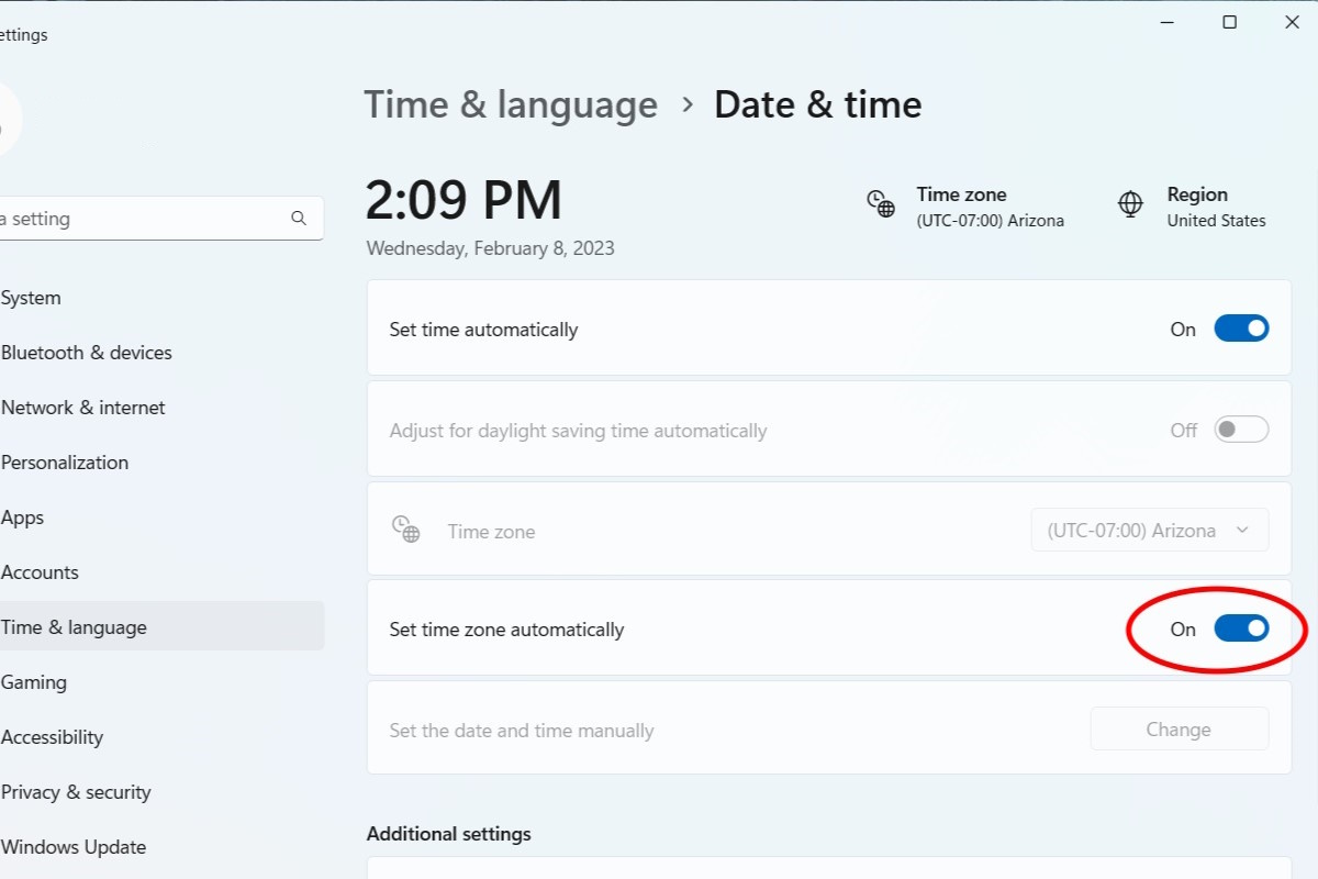 To allow your laptop to change time zones automatically, make sure the slider on set time zone automatically is set to On.