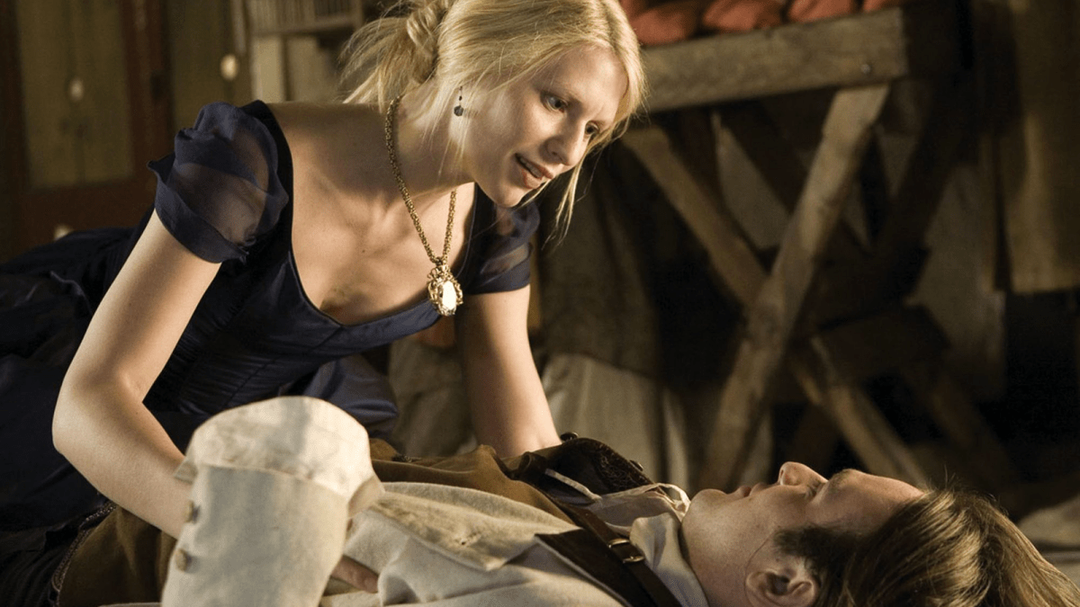 Claire Danes and Charlie Cox in Stardust