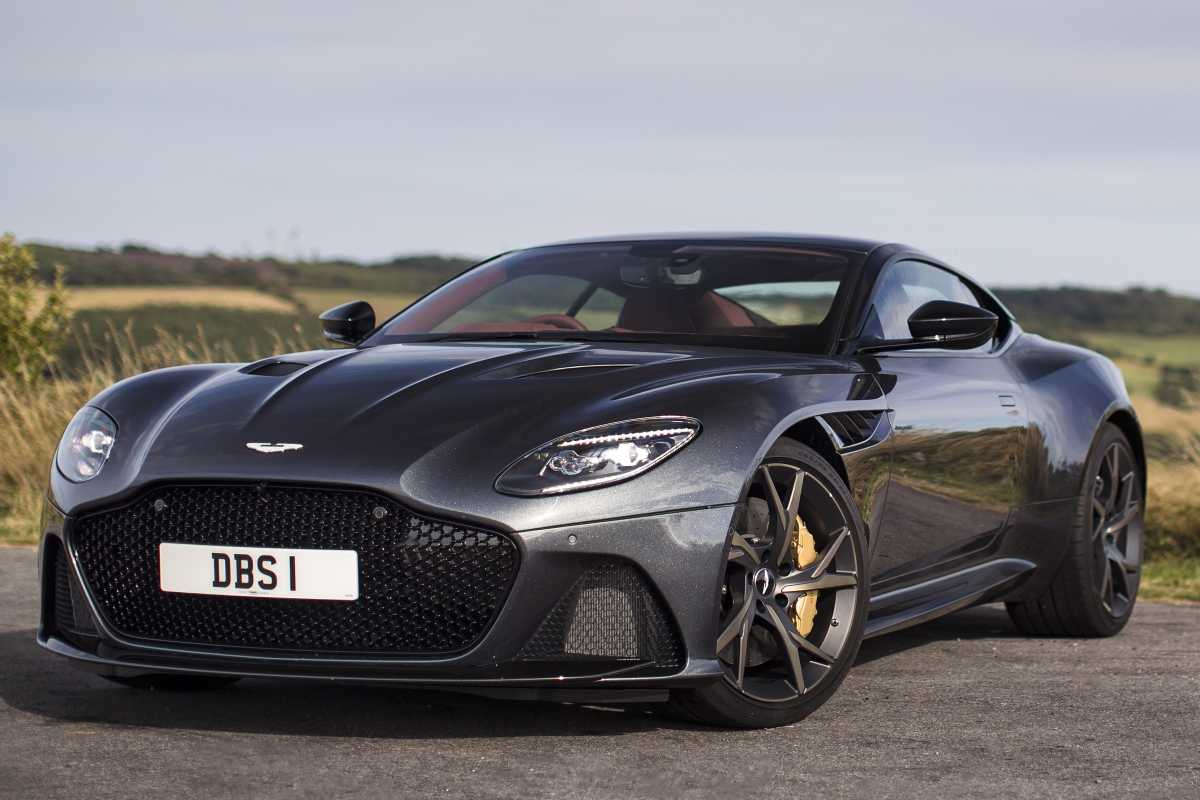 Aston Martin DBS Superleggera 2