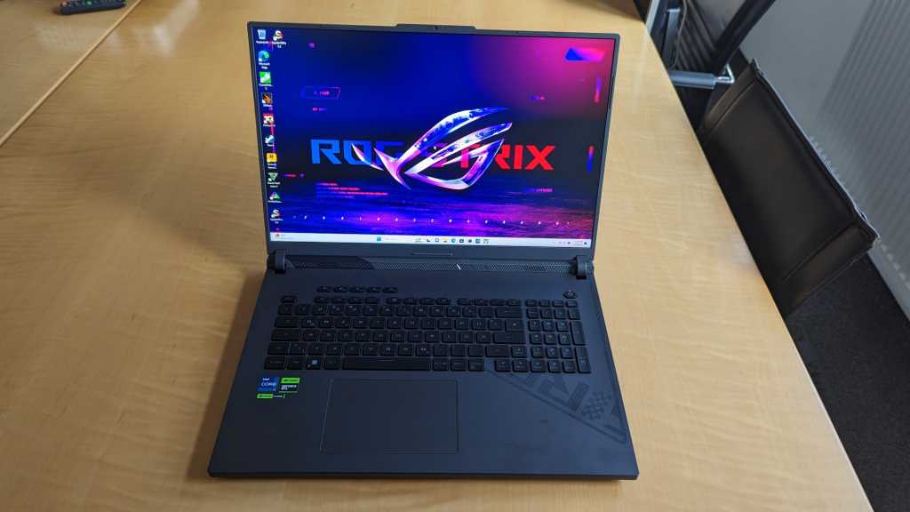 Image: Asus ROG Strix G18 im Test: Spiele-Notebook mit 18-Zoll-Display & RTX 4070