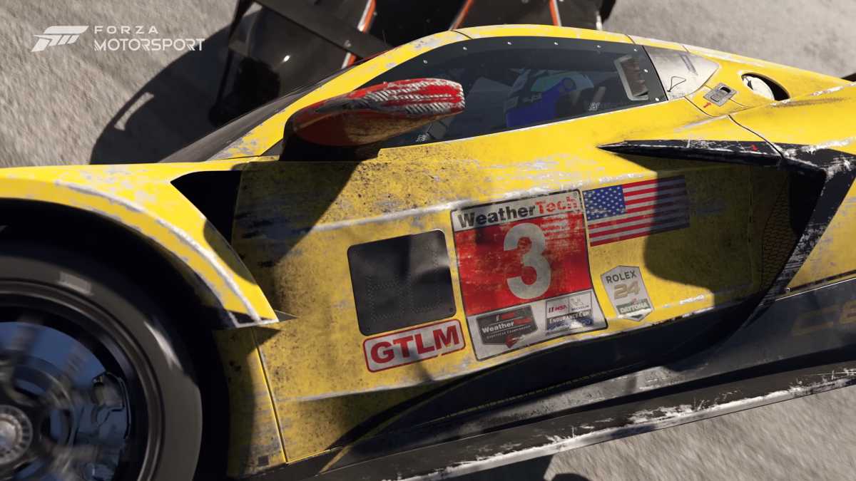 Wie diese Corvette Racing C8 hier gerade hochgeschleudert wird, wie der Body eingedrückt wird, der Lack zerkratzt wird und sich das auf die Reflektionen via Ractracing auswirkt, ist der Hammer.