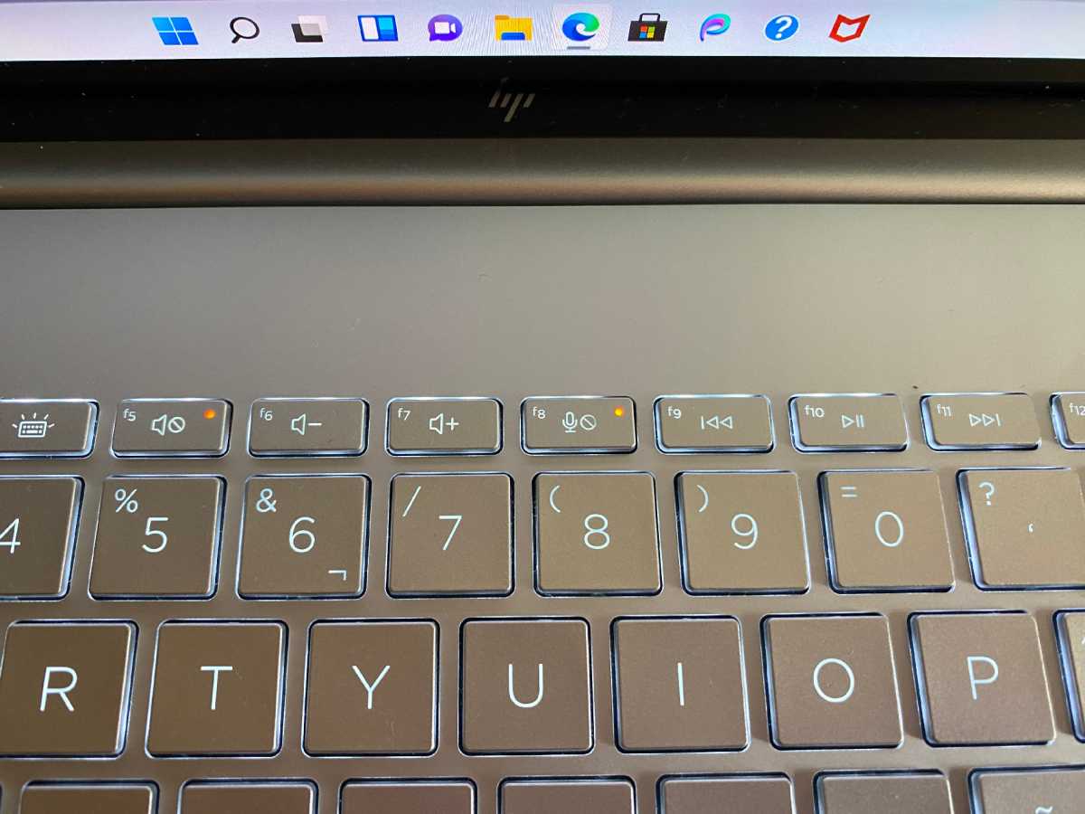 HP Envy 16 review teclas