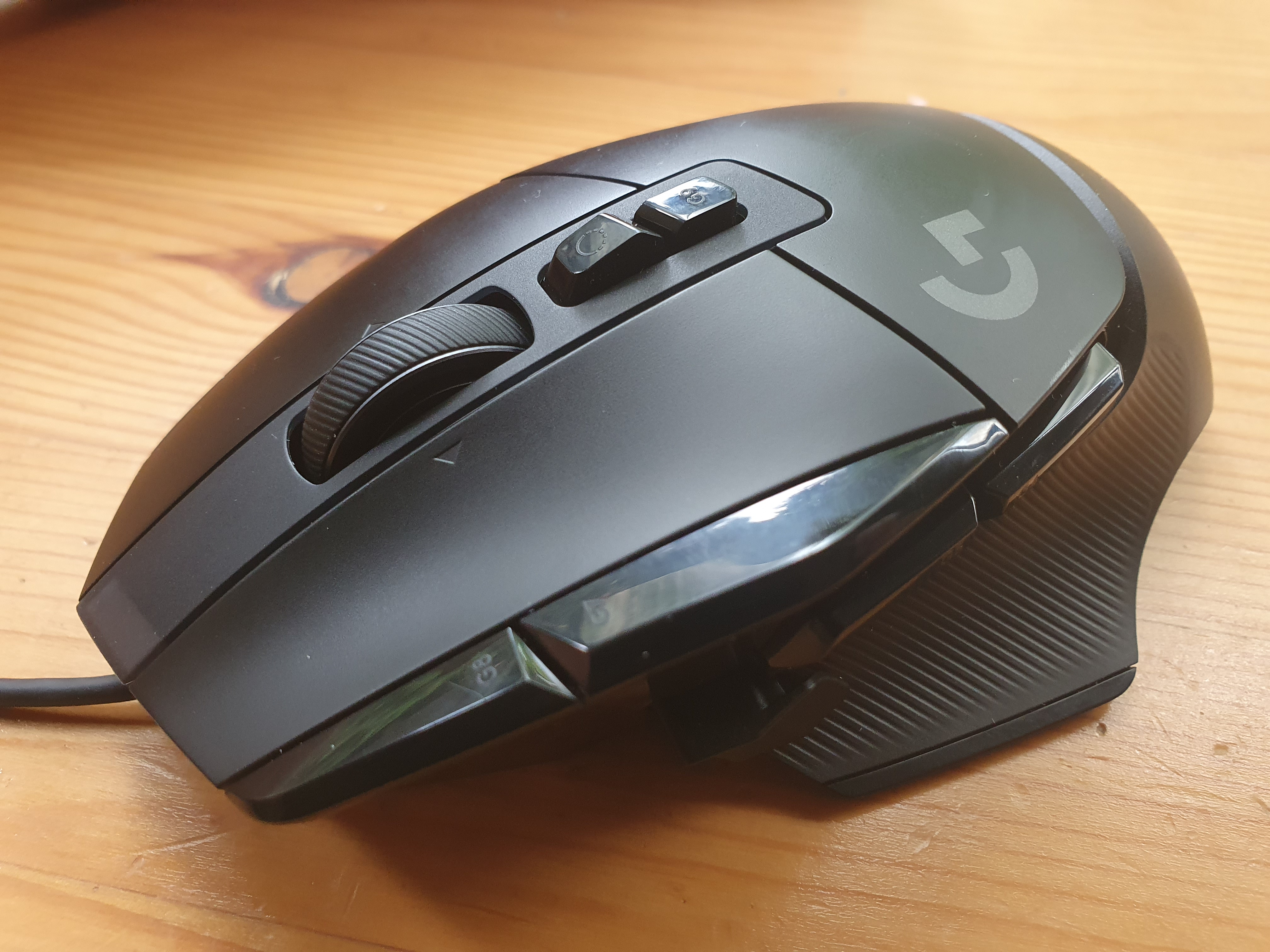 Logitech G502X - Handiest wired gaming mouse / Handiest overall 