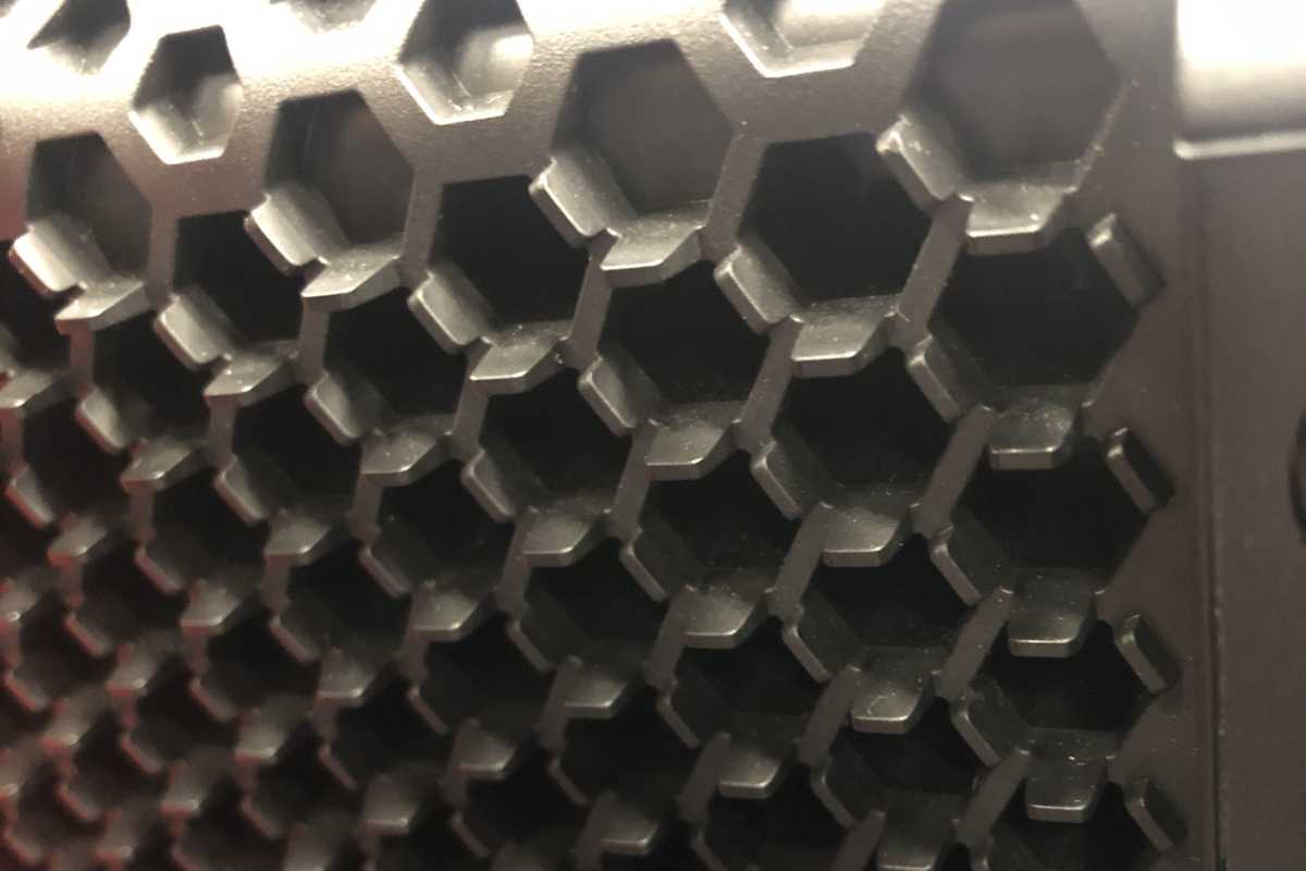 Lenovo ThinkStation P10 hexagonal front grille detail