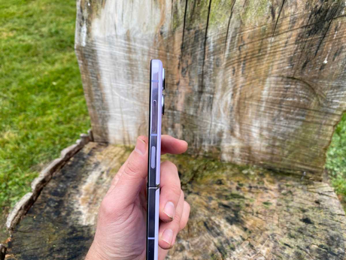 Oppo Find N2 Flip botonera