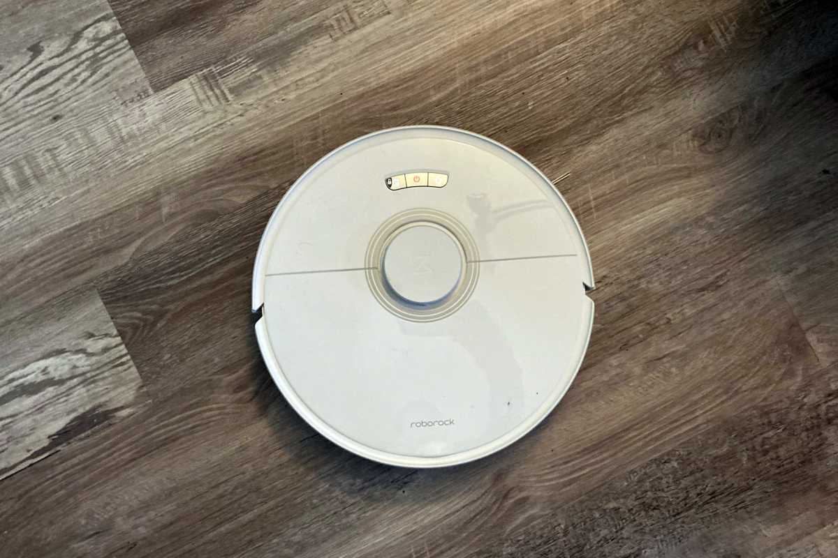 Roborock Q7 Max+ review: A pricey all-in-one floor cleaner