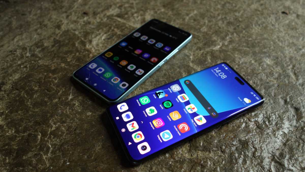 Xiaomi 13 Lite y Xiaomi 12 Lite sobre una superficie