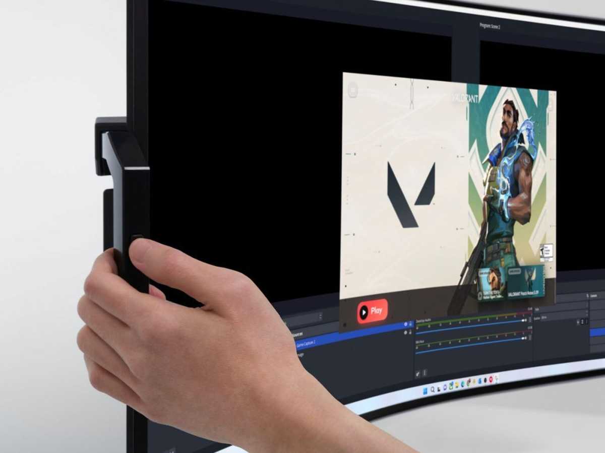 Corsair's new flexible 45 OLED monitor goes from flat to curved: Digital  Photography Review