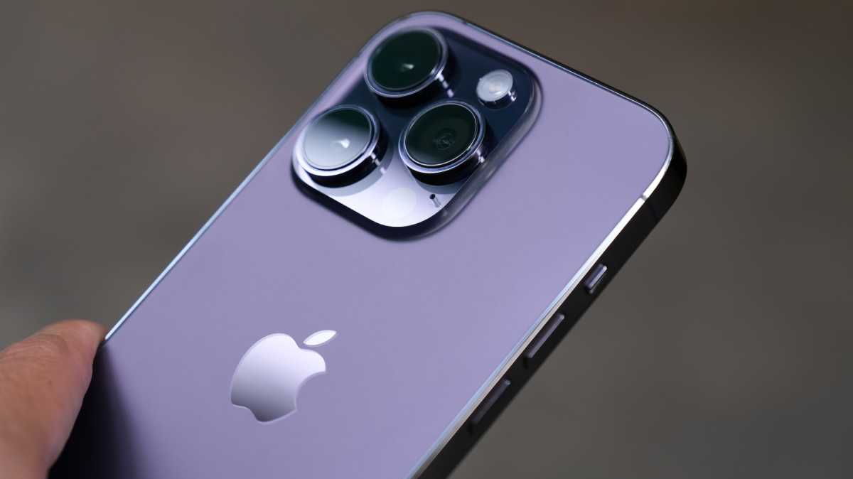 iPhone 14 Pro camera