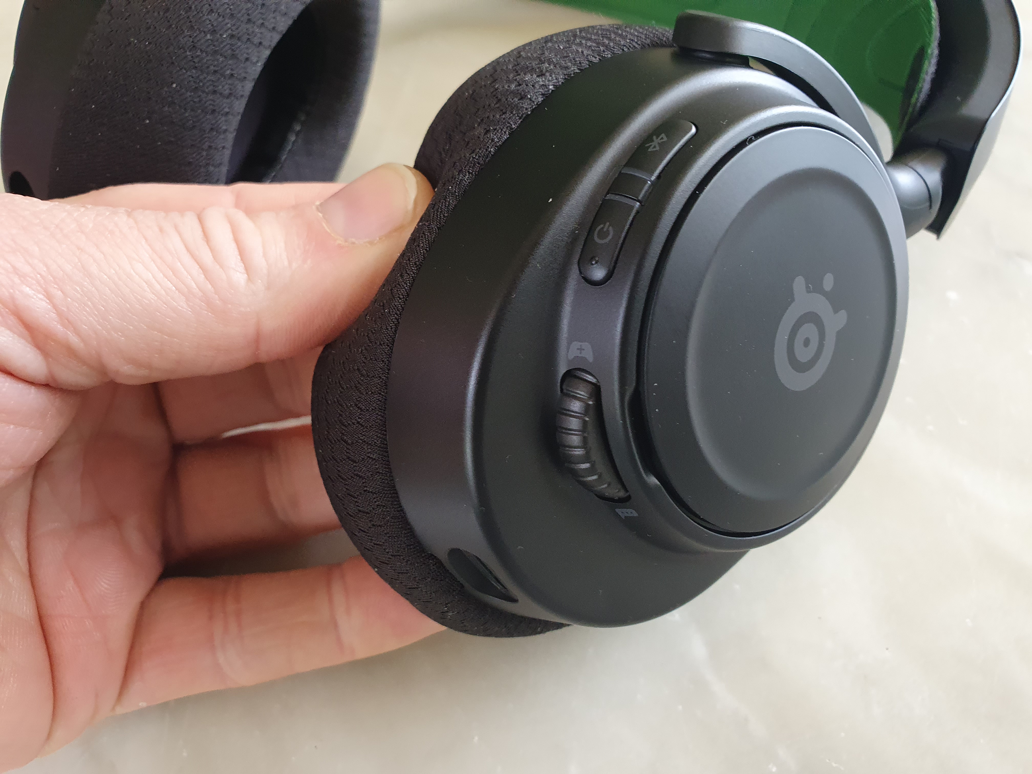 SteelSeries Arctis Nova 7X Wireless review Jack of all trades