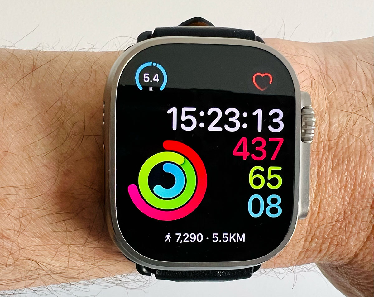Apple Watch showing Steps and Distance