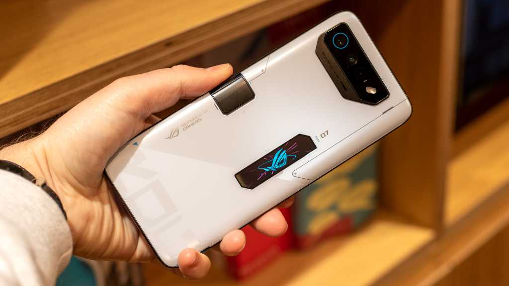 Image: Asus ROG Phone 7 Ultimate im Test: Gaming-Smartphone der Extraklasse