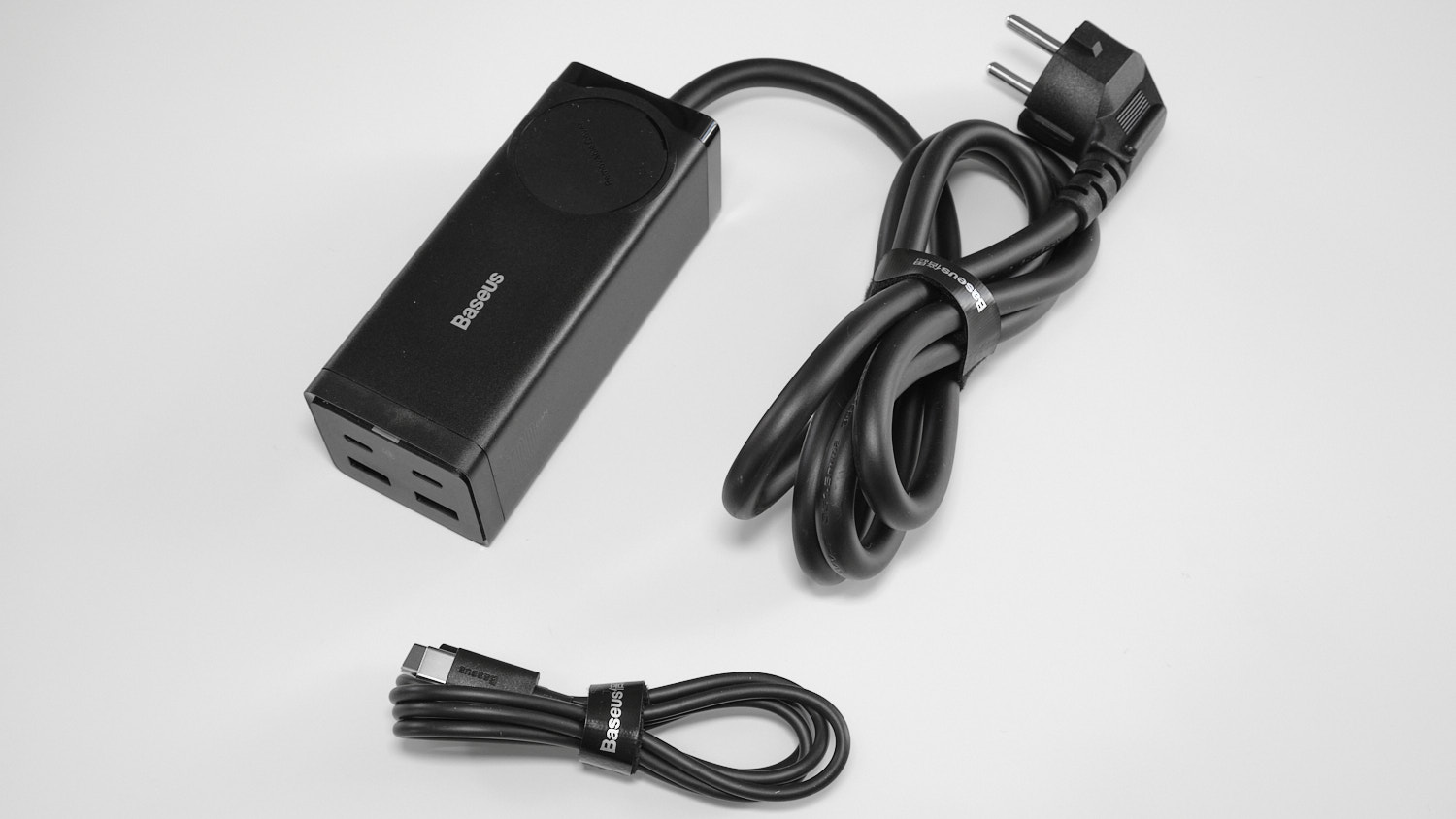 Baseus PowerCombo On 100W USB-C Ladegerät
