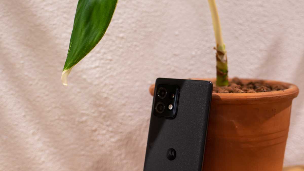 Motorola Edge 40 Pro camera