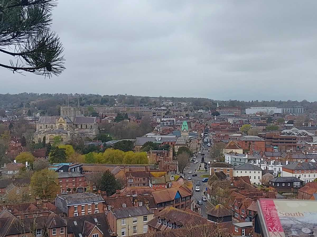 Nokia G22 camera test - Winchester skyline X2 zoom