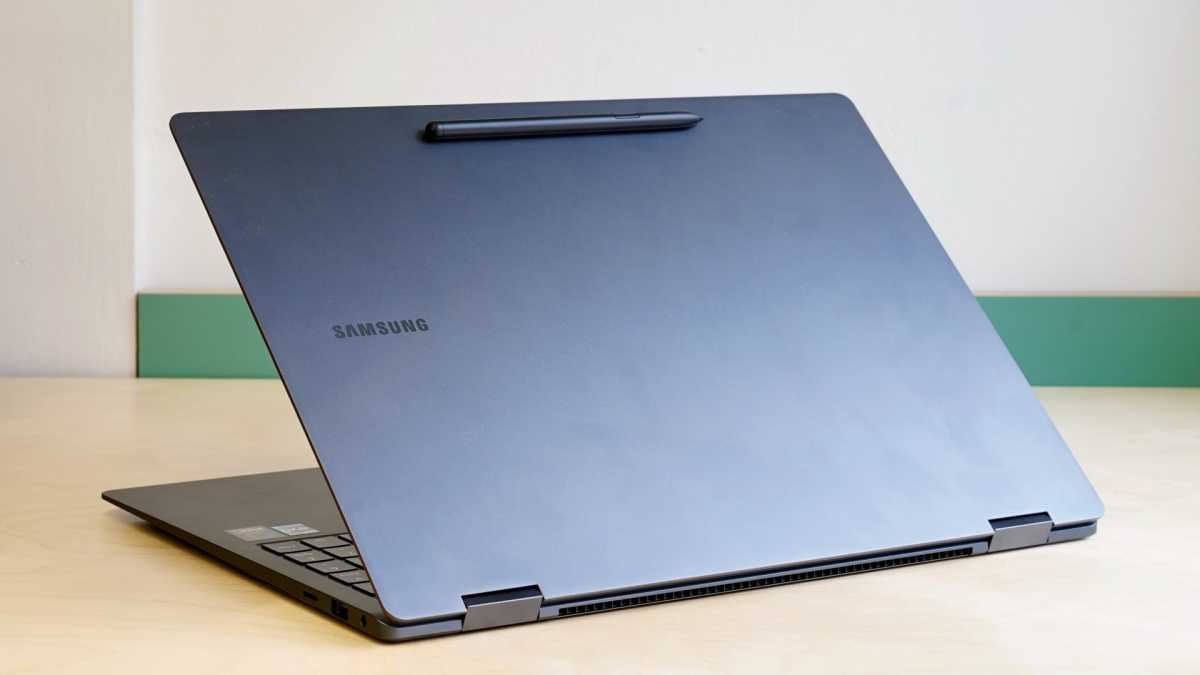 Samsung Galaxy Book 3 Pro 360 lid with S Pen docked
