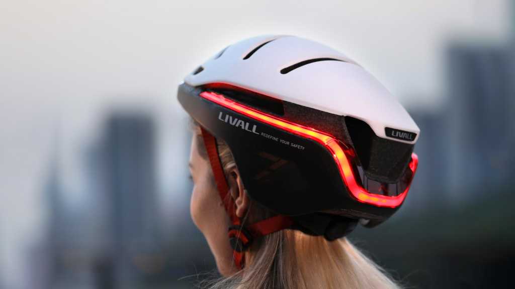 Image: Smarter Fahrradhelm im Test: Livall Evo21