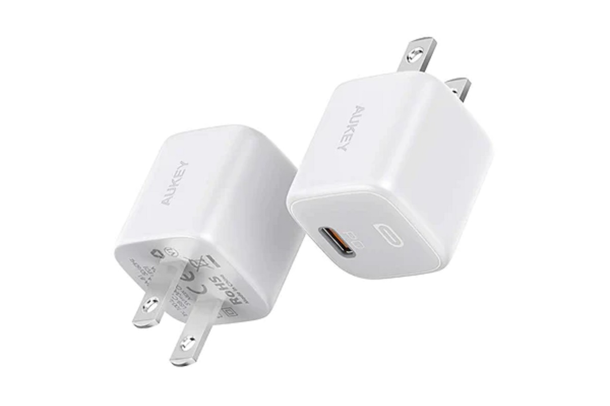 A pair of compact GaN chargers from Aukey