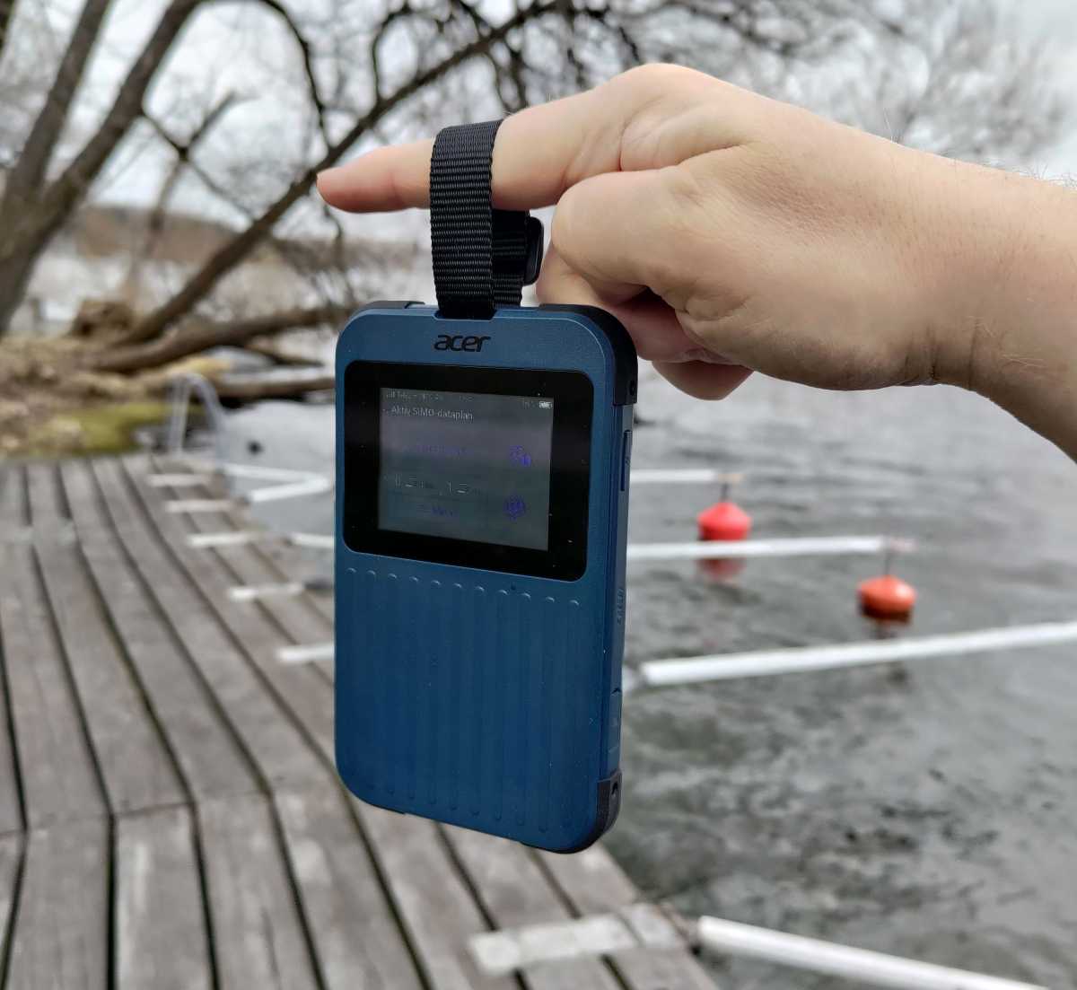 Acer Enduro Connect M3 bärrem